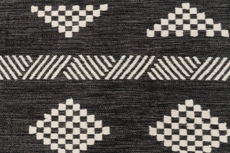 4Living Inari Villamatto 140x200 Cm Musta/valkoinen 4 4Living Inari Villamatto 140x200 Cm Musta/valkoinen - Image 2