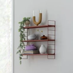 Day Seinähylly 3-hyllyllä Punainen -Anno Store Day seinahylly 3 hyllya punainen