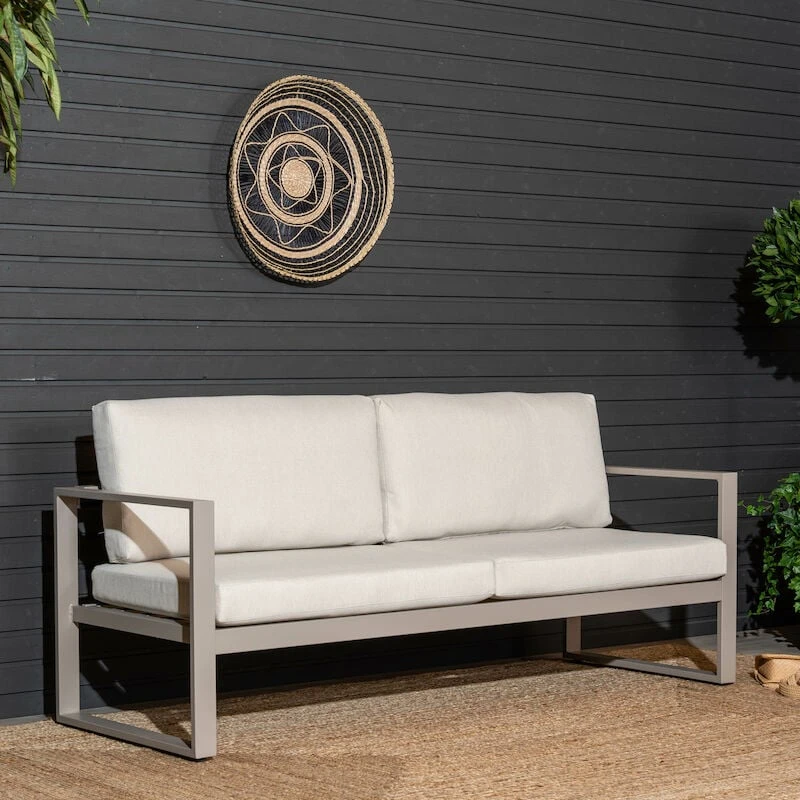 Veke Kallas 3-istuttava Sohva Greige, Hiekka Pehmusteet 3 Veke Kallas 3-istuttava Sohva Greige, Hiekka Pehmusteet