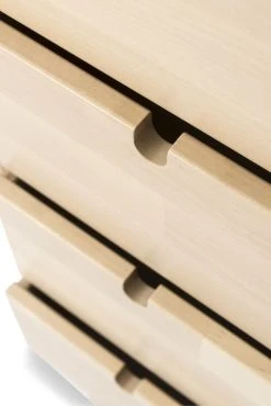 Kiteen Notte Korkea Lipasto, Koivu/lakattu -Anno Store notte korkealipasto detail a kalustekauppa