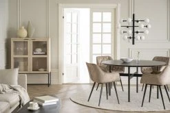 Rowico Everett Vitriini 95x41x125 Cm Valkopesty Tammi -Anno Store rowico everett kaappi lasiovilla 95x41x105cm valkopesty tammi 10