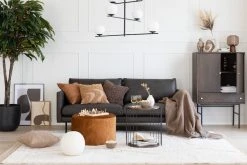 Rowico Clearbrook Kaappi Ruskea Tammi -Anno Store scandic copenhagen 3 istuttava sohva musta web